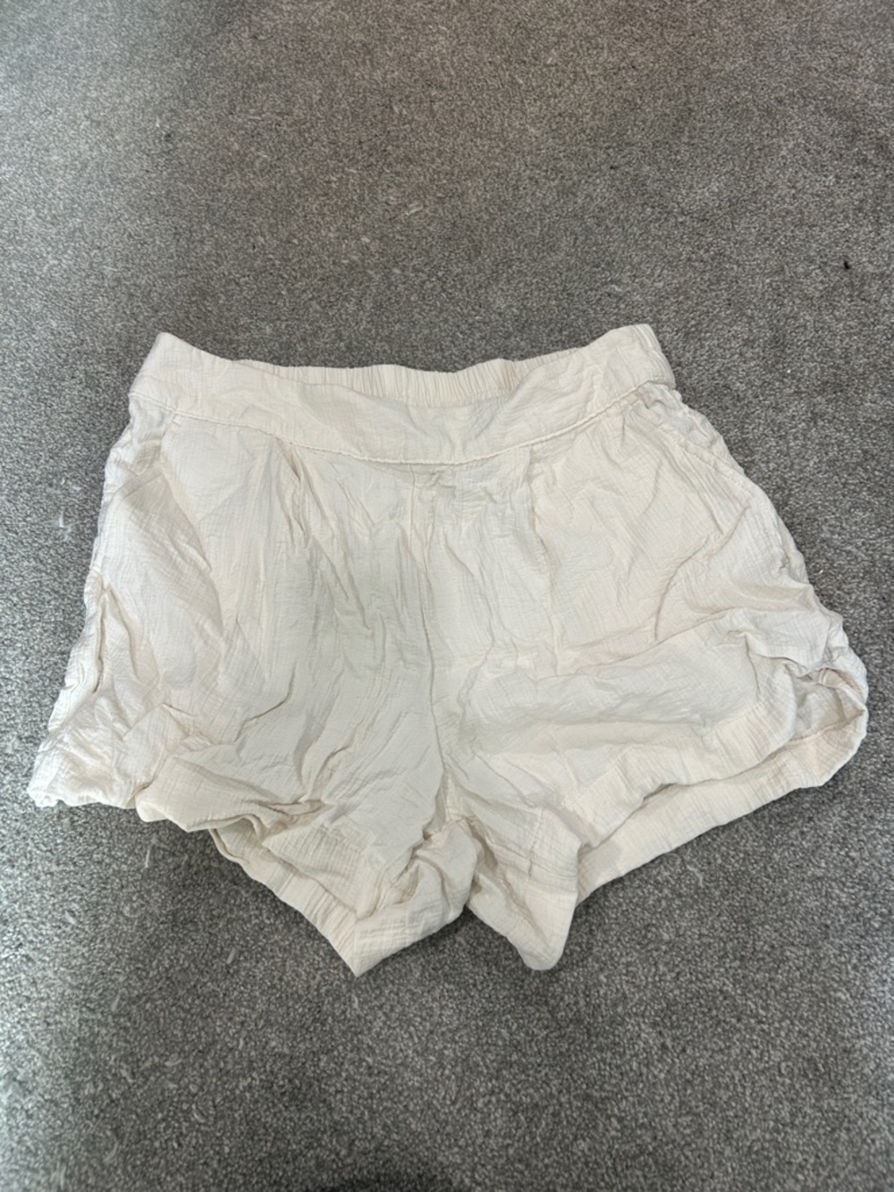 a new day Light Cream Relaxed Elastic-Waist Shorts